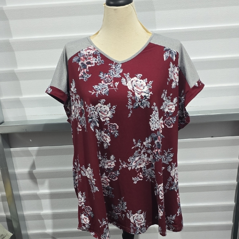 SHEIN Red Short Sleeve Tunic Relaxedβ Fit Floral Print Size 4XL NWOT